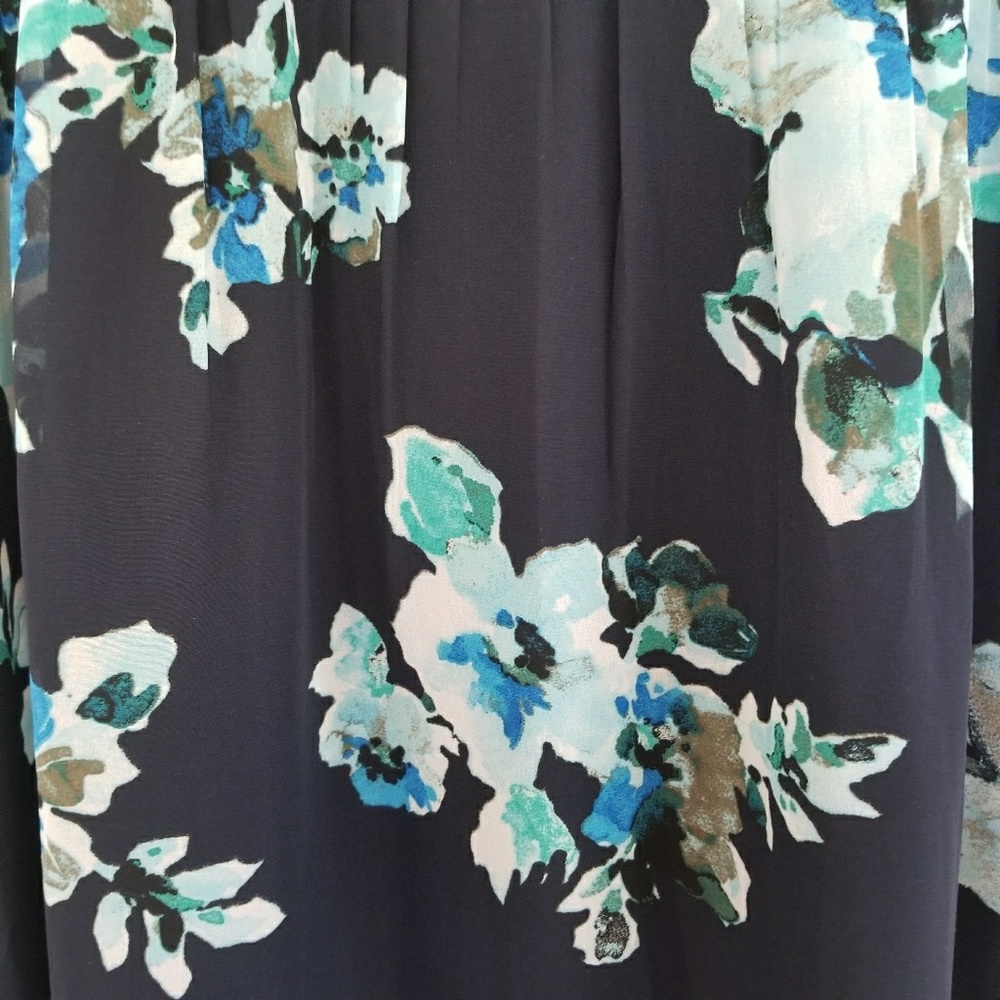 ANN TAYLOR FLORAL DRESS - Picture 8 of 8